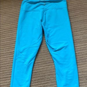 Blue Lululemon 3/4 pants